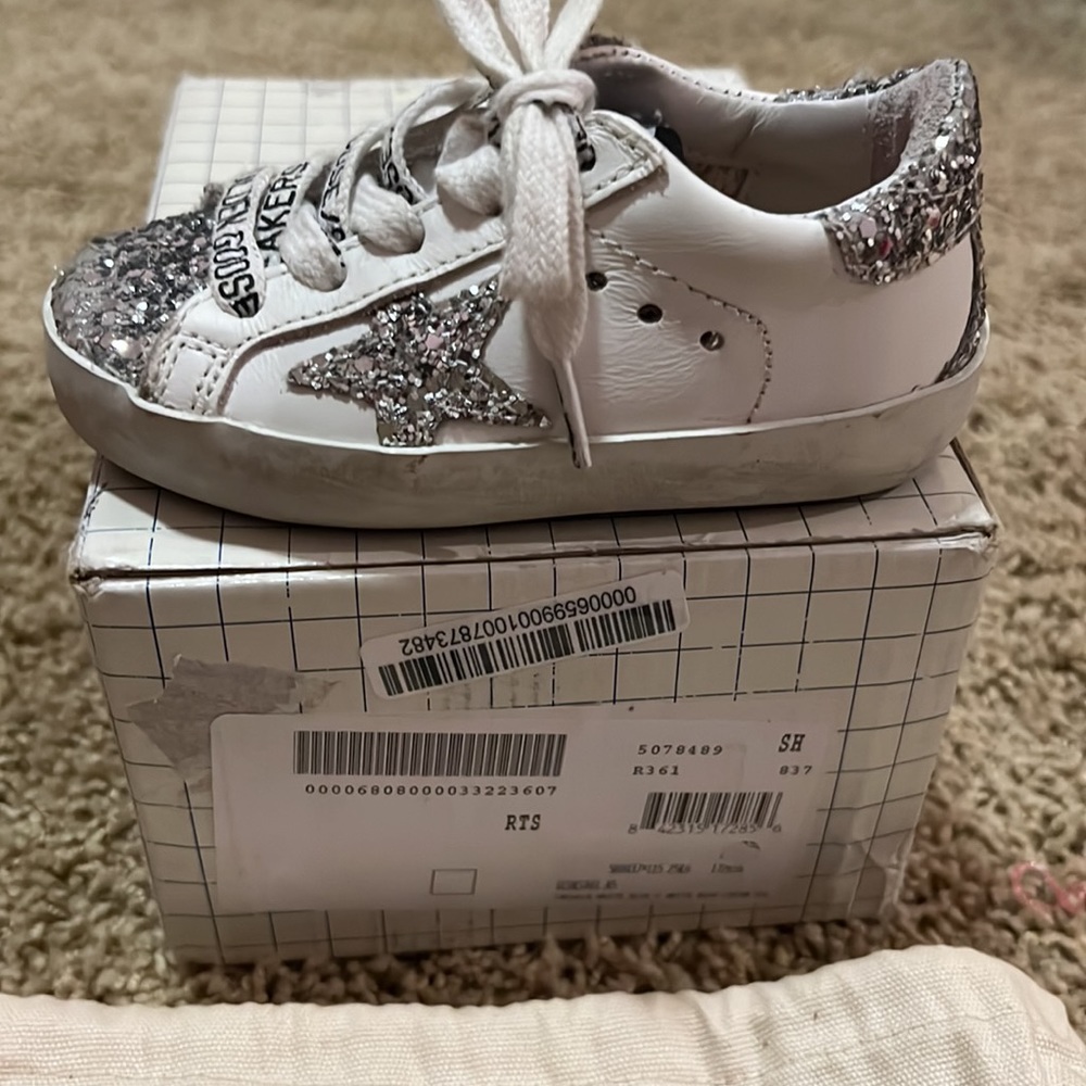 Golden Goose size 21 box included with dust bag